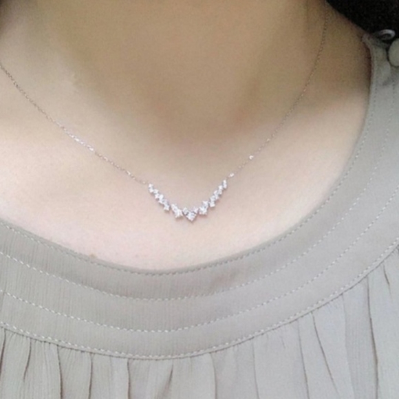 Diamond Cluster Curved Bar Necklace - Picture 9 of 9